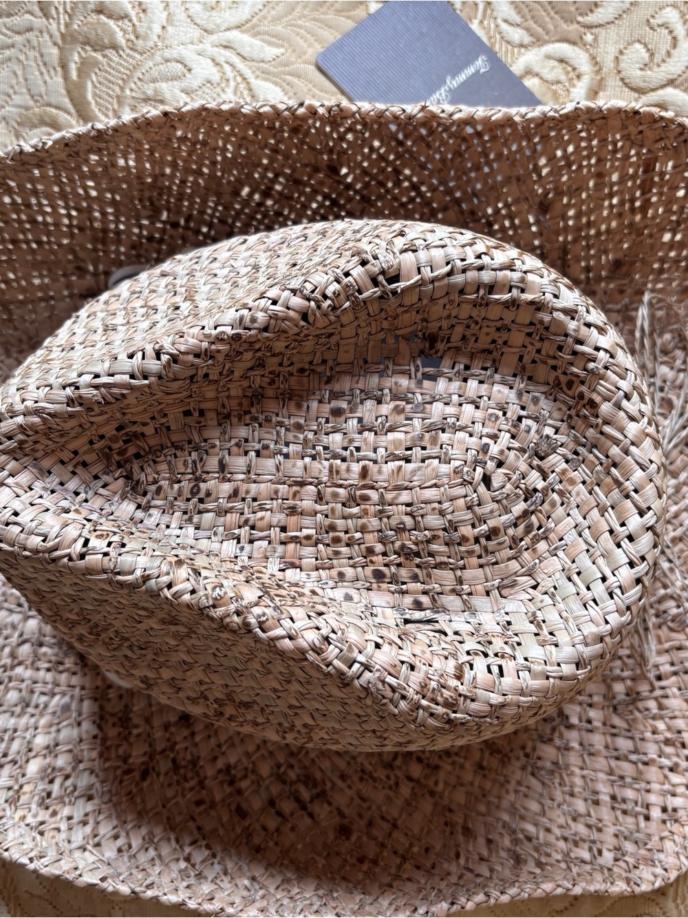 Tommy Bahama Natural Straw Hat with Shell Bead Trim with Lilly Pulitzer Sunglass - Picture 4 of 9